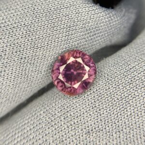 Natural Beautiful Oval Shape Pink Sapphire 3.58 Carat's Stone